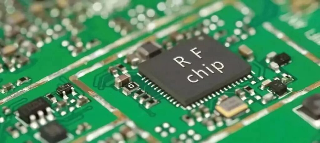 RFIC radio frequency chip