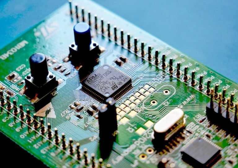 Programming STM32 Microcontrollers: A Step-by-Step Guide | Reversepcb